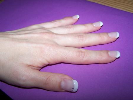 french manucure